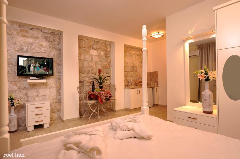 Old City Inn Safed Oda fotoğraf